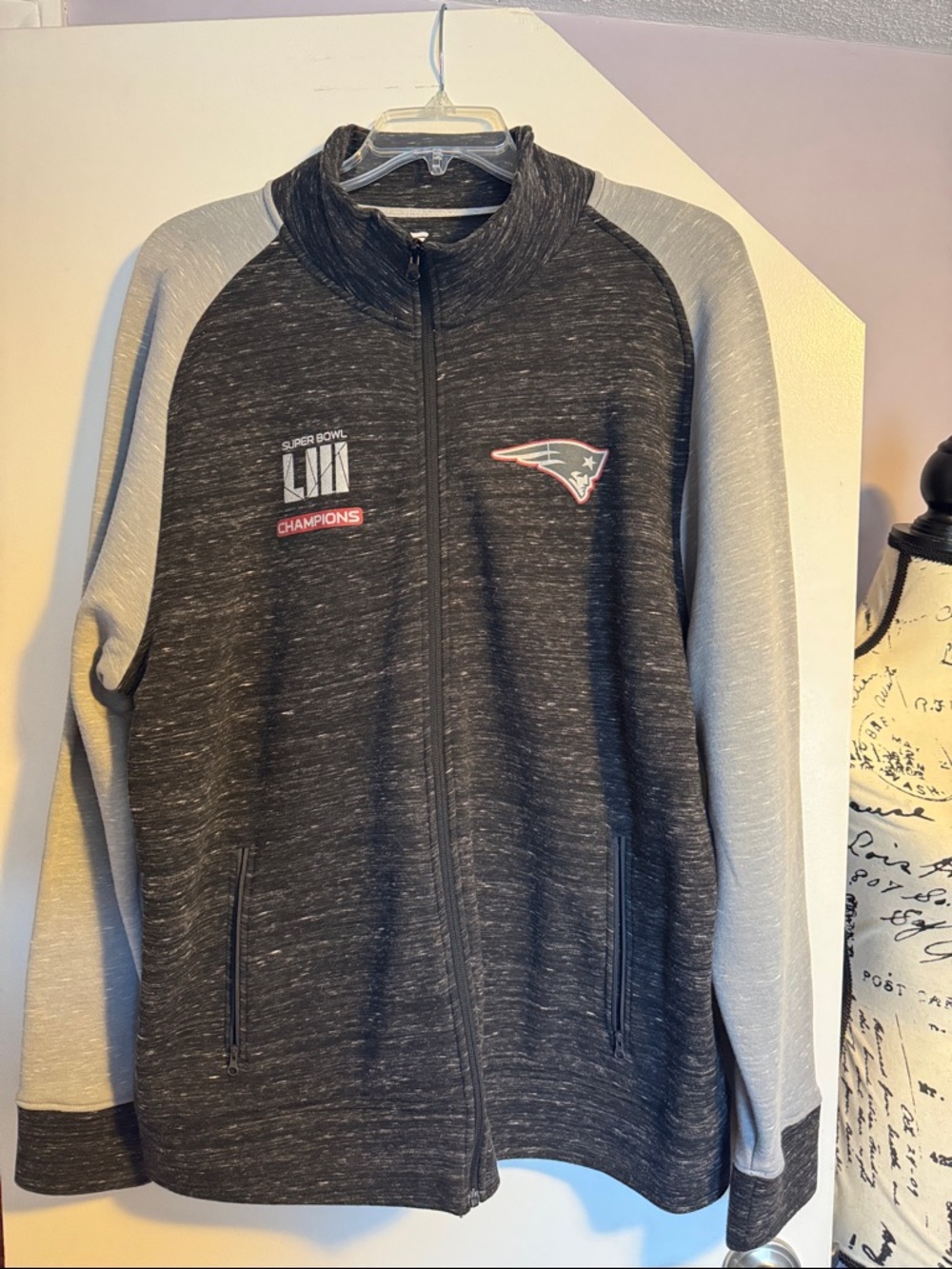 Fanatics New England Patriots Full-Zip Jacket Superbowl LIII never worn 2xl